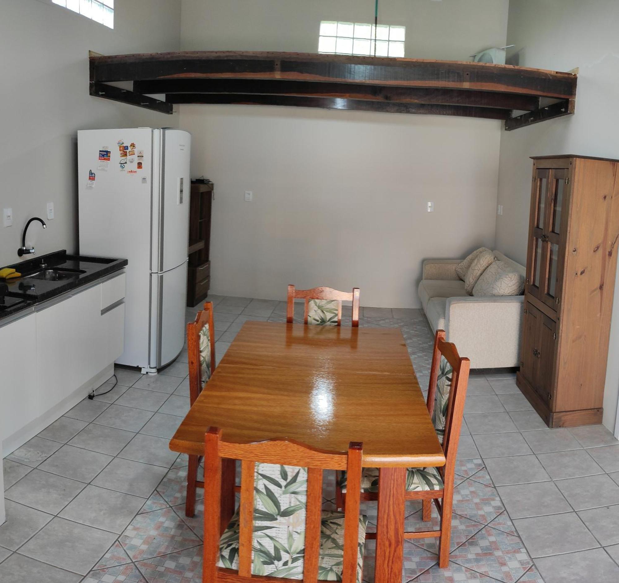 Residencial Praia Da Daniela ฟลอเรียนอโปลิส ภายนอก รูปภาพ